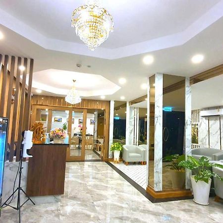 Nakara Hotel, Убон Ратчатани Екстериор снимка