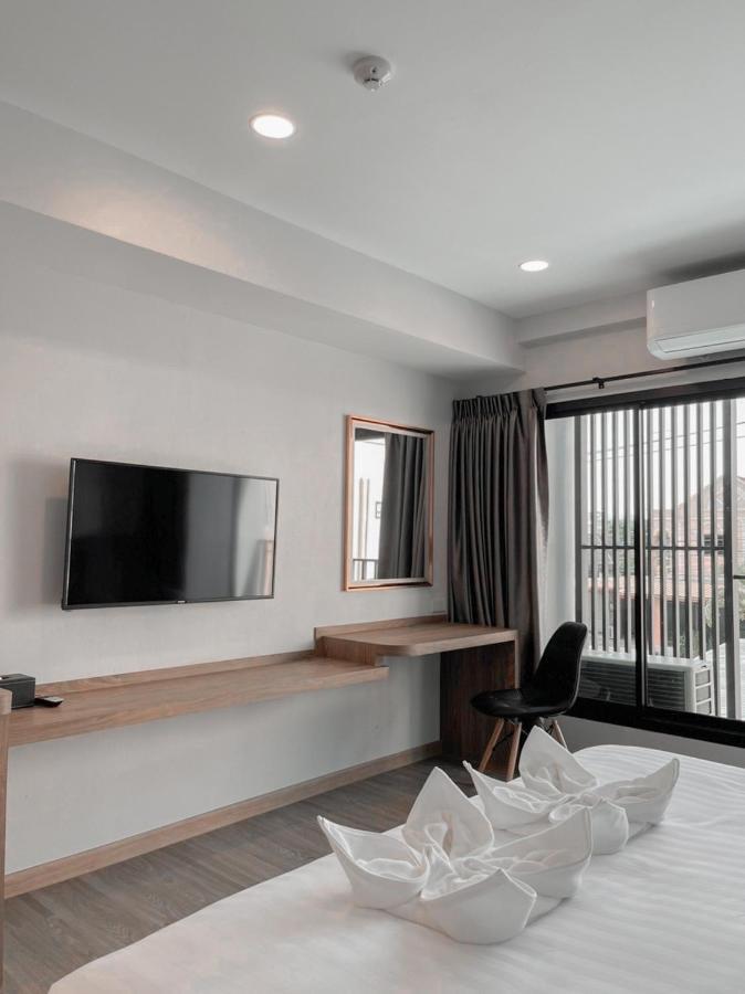 Nakara Hotel, Убон Ратчатани Екстериор снимка