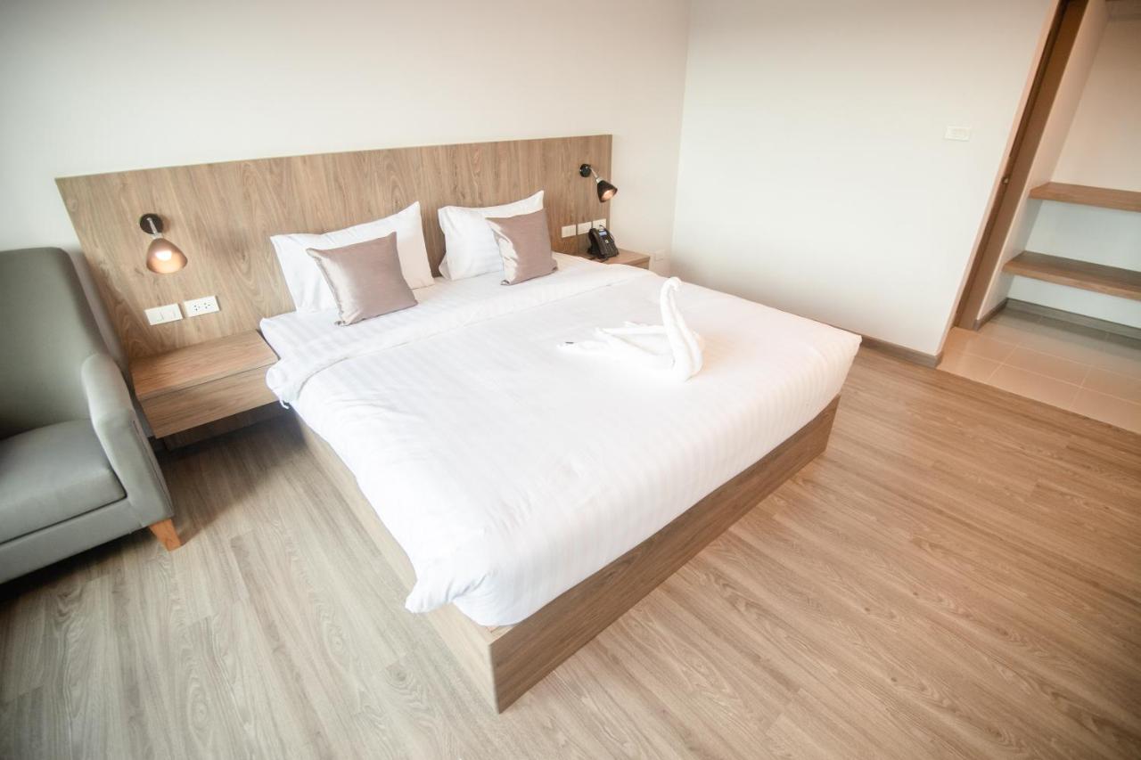 Nakara Hotel, Убон Ратчатани Екстериор снимка