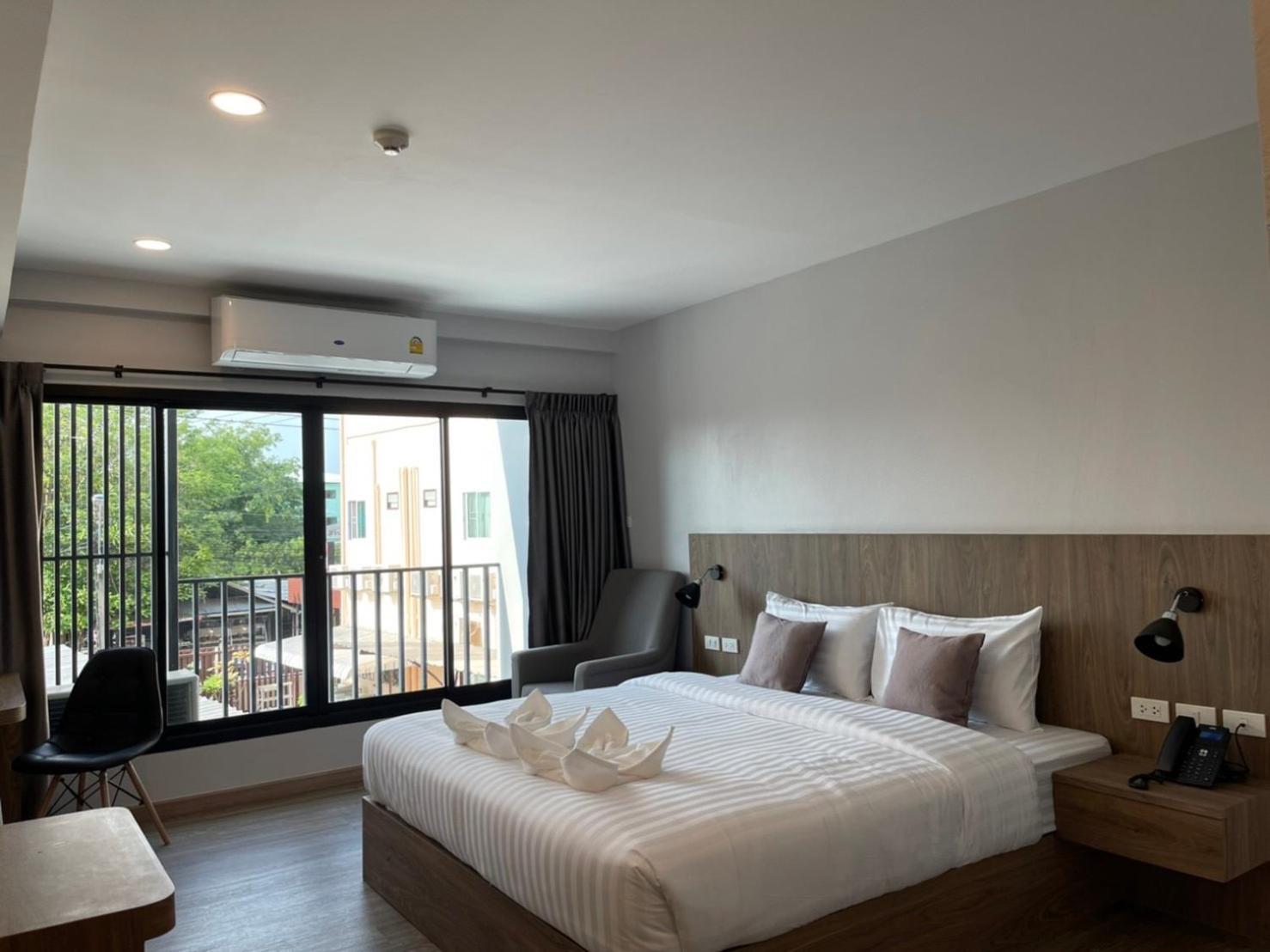 Nakara Hotel, Убон Ратчатани Екстериор снимка